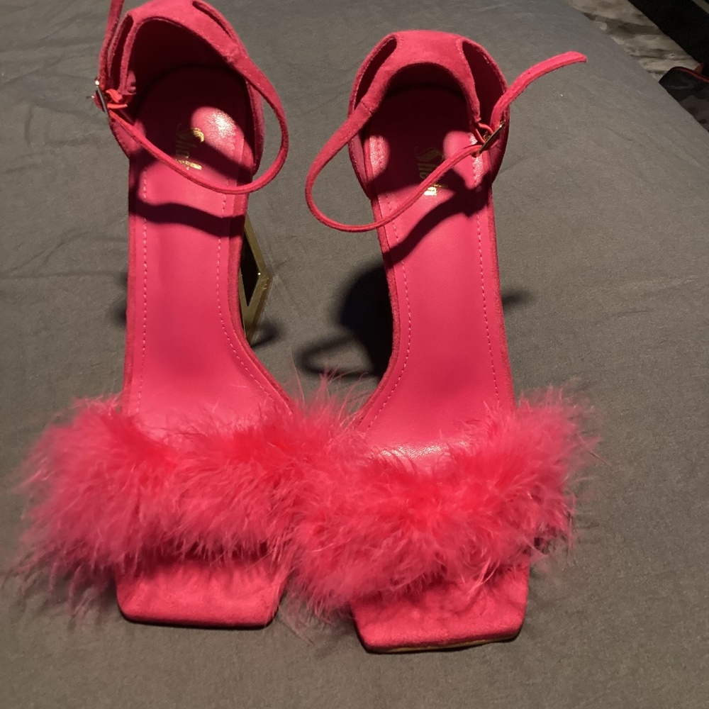 Women’s dress shoes